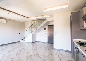 بنتهاوس على البحر مع تراسات واسعة وإطلالات بانورامية