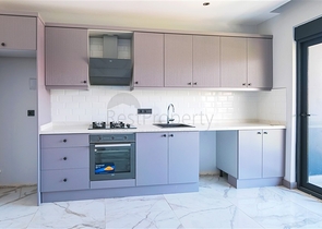 بنتهاوس على البحر مع تراسات واسعة وإطلالات بانورامية