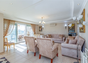 شقة مريحة مفروشة 2 + 1 في مجمع مع البنية التحتية