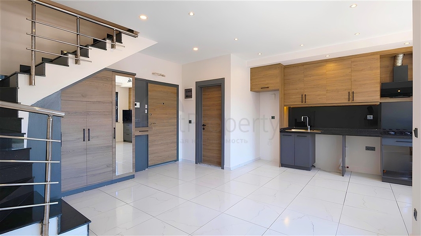 2 + 1 بنتهاوس مع تراس في مجمع حديث في منطقة أوبا