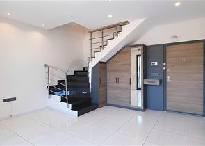 2 + 1 بنتهاوس مع تراس في مجمع حديث في منطقة أوبا