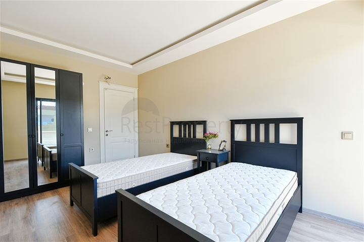 بنتهاوس واسع 3 + 1 مطل على البحر على بعد 50 مترا فقط من الشاطئ