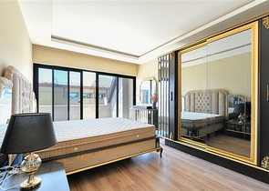 بنتهاوس واسع 3 + 1 مطل على البحر على بعد 50 مترا فقط من الشاطئ