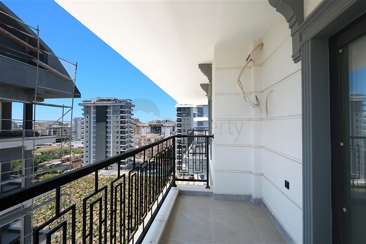 بنتهاوس حديث 2 + 1 في مجمع مرموق في محمودلار