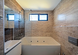 شقة فسيحة مفروشة 3 + 1 في مجمع سكني حديث في أفسلار