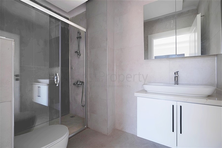 شقة واسعة مطلة على البحر في منطقة خلابة في ألانيا