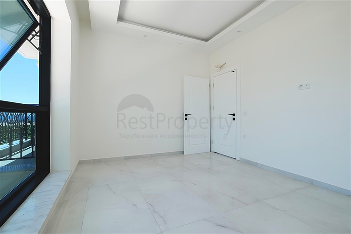 شقة واسعة مطلة على البحر في منطقة خلابة في ألانيا