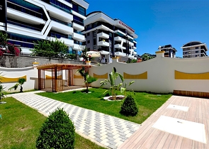 شقة واسعة مطلة على البحر في منطقة خلابة في ألانيا