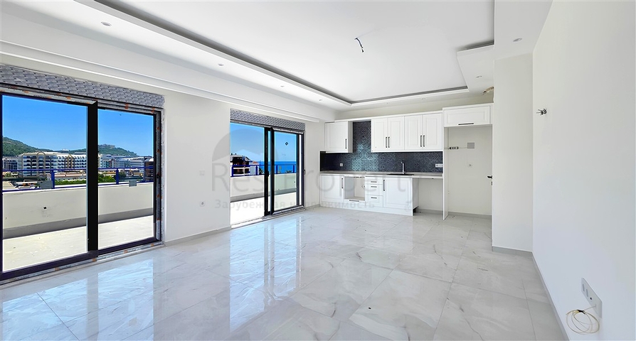 بنتهاوس على البحر مع تراس واسع في منطقة كارجاكاك 