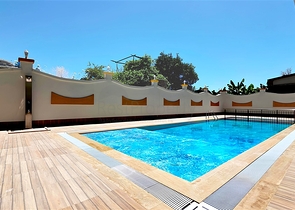 بنتهاوس على البحر مع تراس واسع في منطقة كارجاكاك 