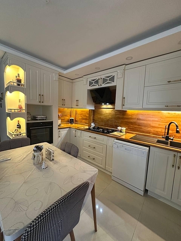 شقة دوبلكس 4 + 2 في حي البرسيمون-أنطاليا 