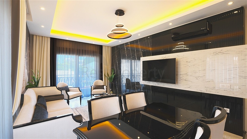 دوبلكس مفروش واسع مع تراس وإطلالة على البحر في مجمع سكني حديث