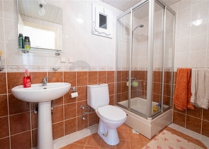 شقة مريحة مفروشة 2 + 1 بالقرب من الشاطئ في منطقة توسمور