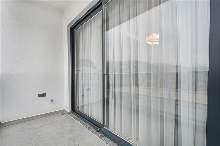 فيلا حديثة 3 + 1 مع إطلالات بانورامية على البحر في منطقة بكتاش