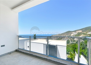 فيلا حديثة 3 + 1 مع إطلالات بانورامية على البحر في منطقة بكتاش