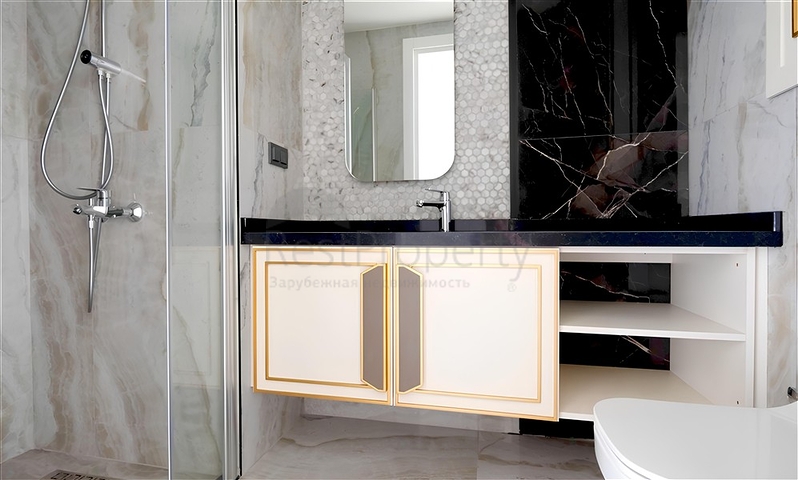 شقة فسيحة 2 + 1 في مجمع جديد مطل على البحر في وسط ألانيا