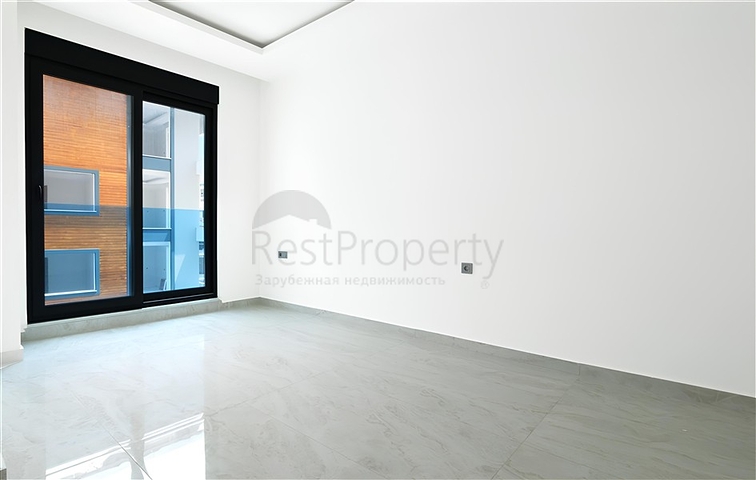 شقة فسيحة 2 + 1 في مجمع جديد مطل على البحر في وسط ألانيا