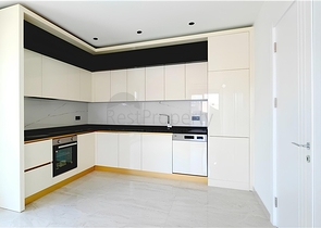 شقة فسيحة 2 + 1 في مجمع جديد مطل على البحر في وسط ألانيا