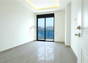 شقة فسيحة 5 + 1 مطلة على البحر في وسط ألانيا