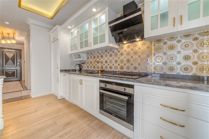 شقة واسعة مطلة على البحر في واحدة من أفضل المجمعات في ألانيا