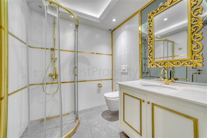 شقة واسعة مطلة على البحر في واحدة من أفضل المجمعات في ألانيا