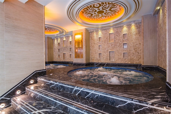 شقة واسعة مطلة على البحر في واحدة من أفضل المجمعات في ألانيا