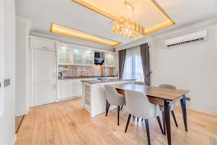 شقة واسعة مطلة على البحر في واحدة من أفضل المجمعات في ألانيا