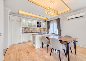 شقة واسعة مطلة على البحر في واحدة من أفضل المجمعات في ألانيا