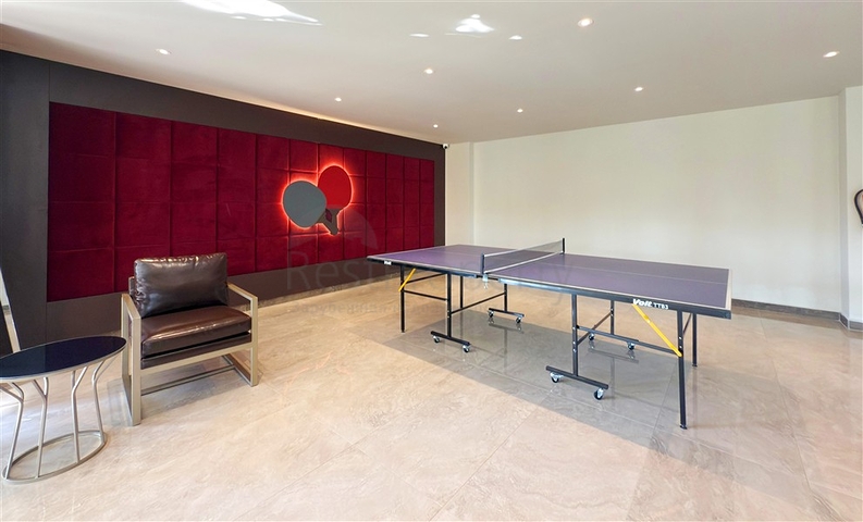 شقة مودرن 1 + 1 في منطقة أوبا