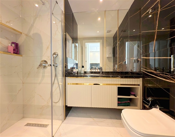 شقة مودرن 1 + 1 في منطقة أوبا