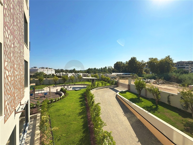 شقة مودرن 1 + 1 في منطقة أوبا