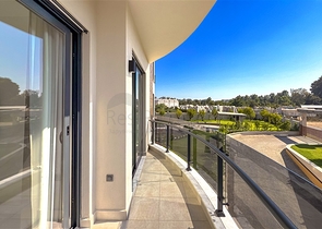 شقة مودرن 1 + 1 في منطقة أوبا