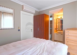 شقة فسيحة مفروشة 2 + 1 في مجمع سكني جيد الصيانة مع بنية تحتية غنية