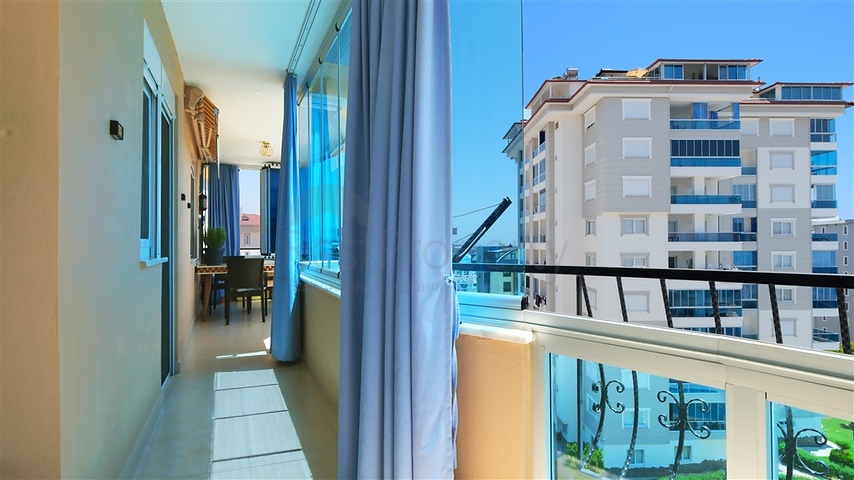 شقة مريحة 2 + 1 مطلة على البحر في منطقة جيدة الصيانة في أفسالار