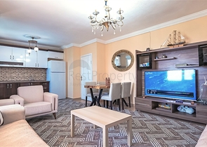 شقة مريحة 2 + 1 مطلة على البحر في منطقة جيدة الصيانة في أفسالار