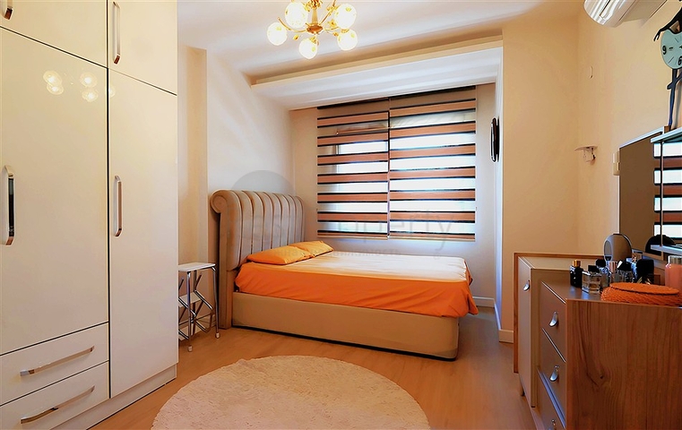 الراحة والراحة على البحر: شقة ذات موقع مثالي في توسمورا