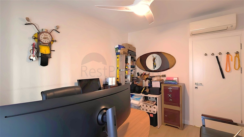 الراحة والراحة على البحر: شقة ذات موقع مثالي في توسمورا