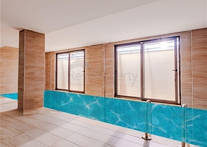 شقة حديثة محاطة بالطبيعة والبحر