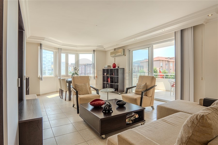 شقة مريحة بالقرب من شاطئ كليوباترا