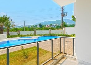 دوبلكس 2 + 1 في منطقة أوبا