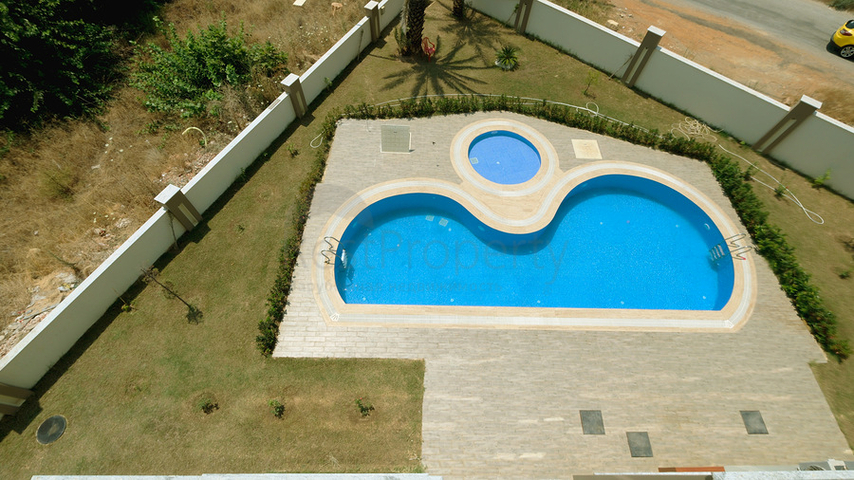 شقة مريحة 2 + 1 في منطقة أوبا