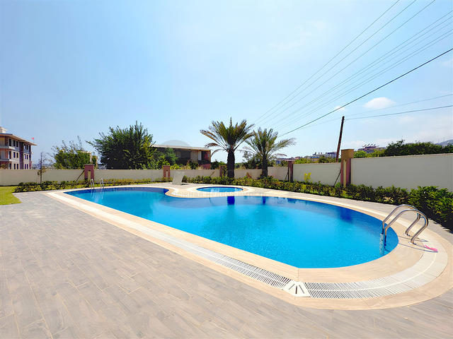 شقة مريحة 2 + 1 في منطقة أوبا