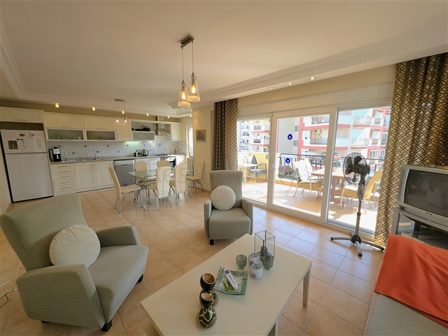 شقة فسيحة مع موقع مناسب في قلب أوبا