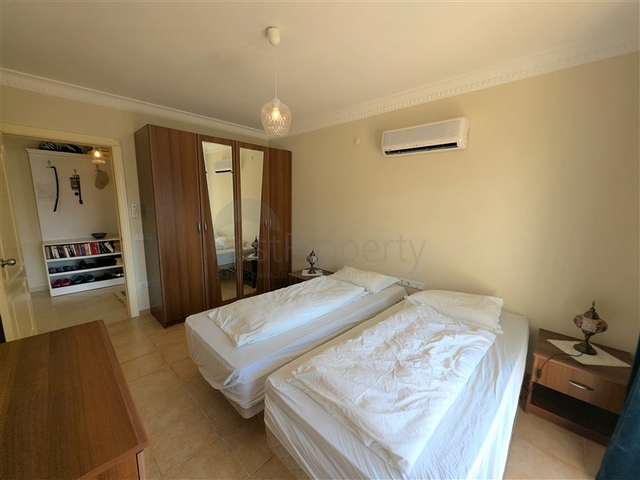 شقة فسيحة مع موقع مناسب في قلب أوبا