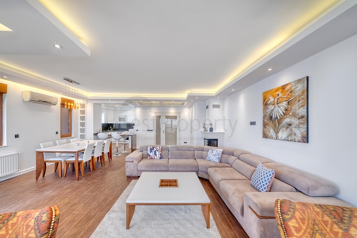 بنتهاوس واسع على البحر مع إطلالة وراحة 