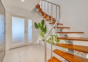 بنتهاوس واسع على البحر مع إطلالة وراحة 