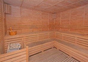 فيلا فاخرة مطلة على البحر في منطقة كونالكي المرموقة