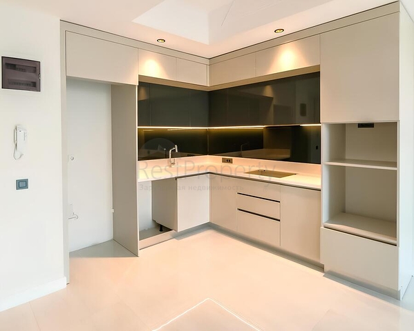 شقة فاخرة في مجمع سكني حديث على البحر