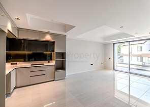 شقة فاخرة في مجمع سكني حديث على البحر