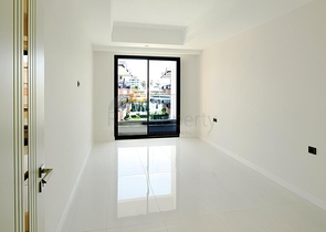 شقة فاخرة في مجمع سكني حديث على البحر